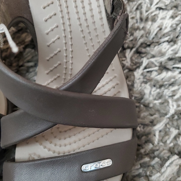 Crocs Cyprus IV Brown Sandals Sz 9 - Picture 5 of 7